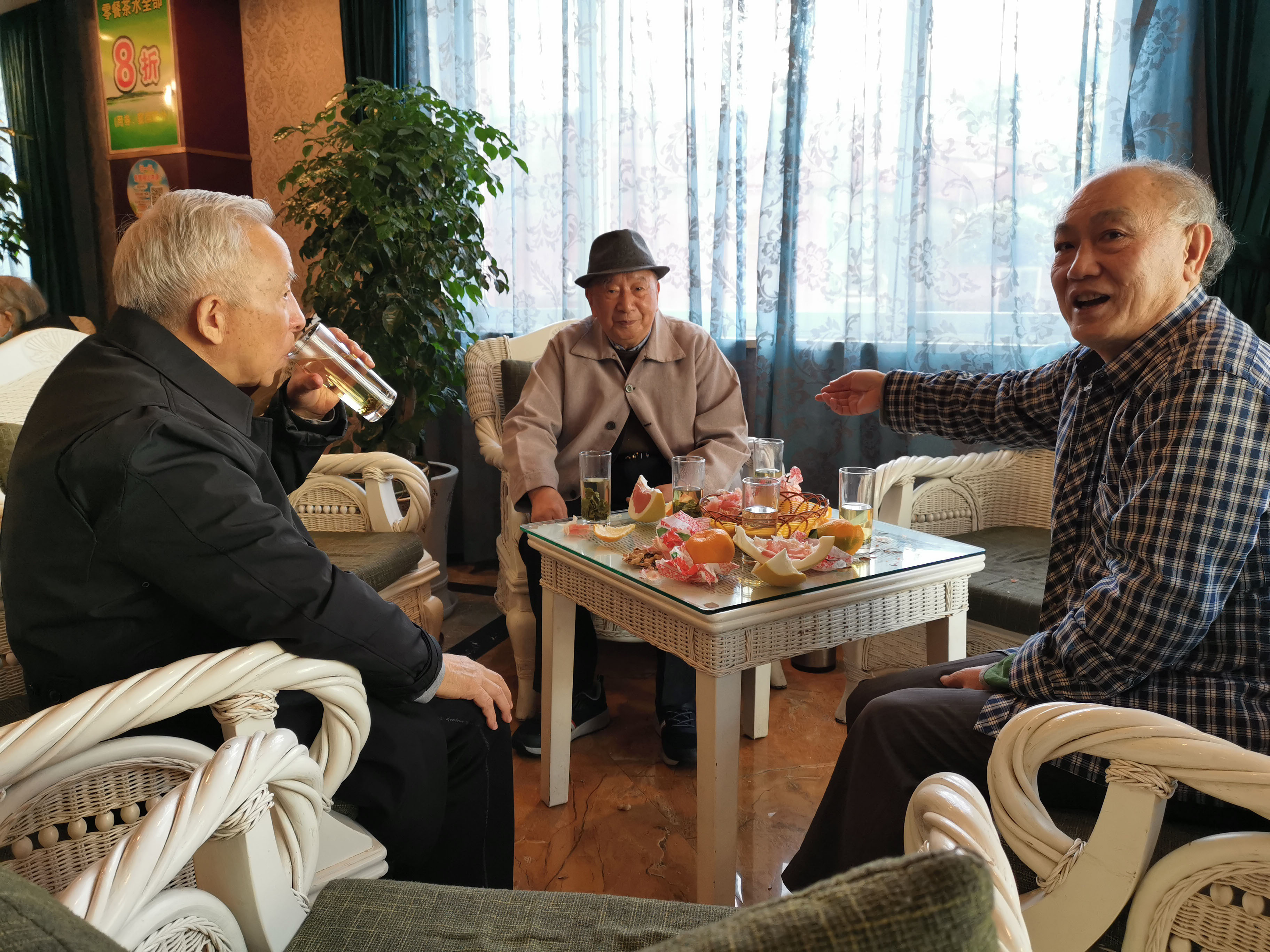 3.老友会面 3.老友会面